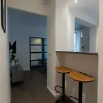 Stylish One Bedroom In 17th Apartmán
